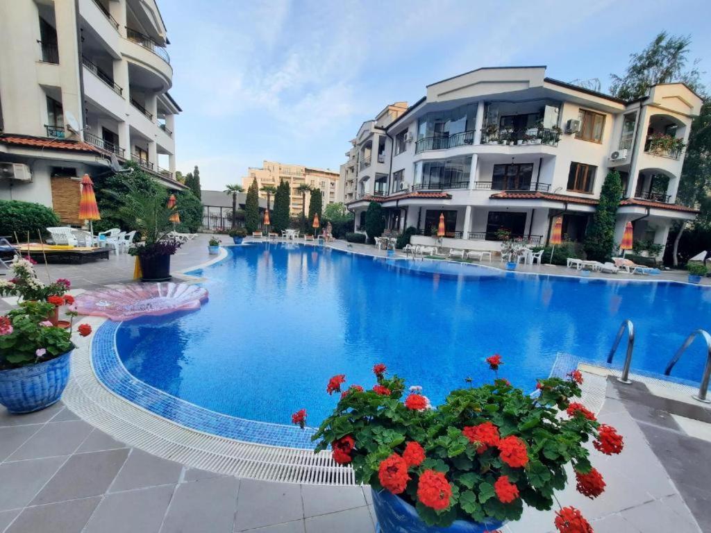 Dkapartments Chateau Valon Sunny Beach Exterior foto